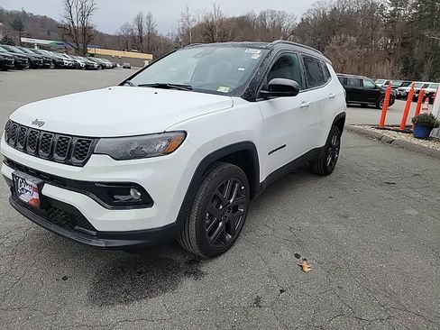 New 2026 Jeep Compass Limited image 4