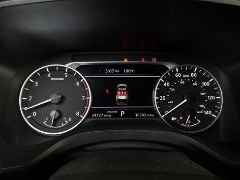 Used 2025 Nissan Rogue SV FWD image 37