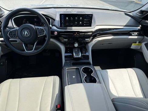Used 2026 Acura MDX SH-AWD w/ Technology Package image 17