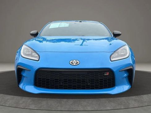 Used 2022 Toyota GR86 w/ ALL Weather Mat Package (TMS) RWD image 8