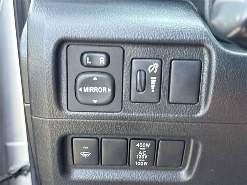 Used 2016 Toyota 4Runner SR5 Premium AWD/4WD image 23