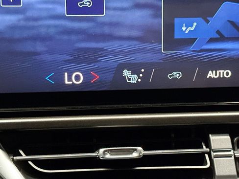 New 2026 Chevrolet Equinox EV LT w/ Comfort Package image 25