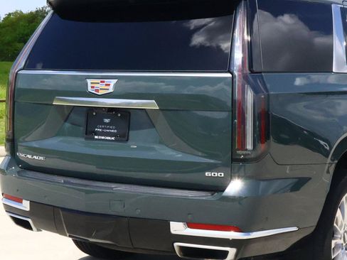 Certified 2025 Cadillac Escalade Premium Luxury w/ LPO, Floor Liner Package RWD image 11