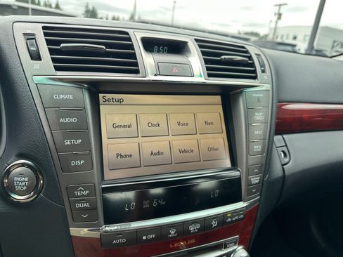 Used 2012 Lexus LS 460 AWD w/ Comfort Pkg image 14