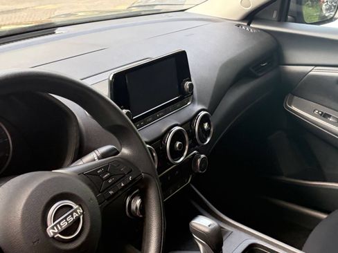 Used 2025 Nissan Sentra S FWD image 34
