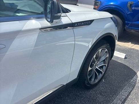 Used 2026 Lincoln Aviator Reserve RWD image 12
