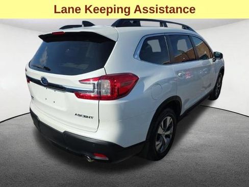 Used 2023 Subaru Ascent Premium w/ Convenience Package AWD/4WD image 7