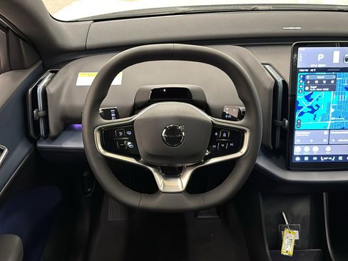 New 2026 Volvo EX30 Plus w/ Climate Package image 12