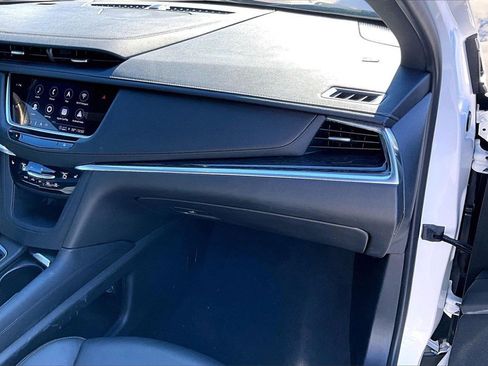 Certified 2023 Cadillac XT5 Premium Luxury w/ LPO, Floor Liner Package image 26