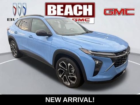 Used 2024 Chevrolet Trax RS w/ Sunroof Package FWD image 1