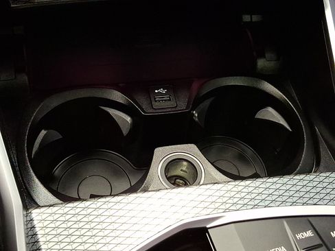 Used 2023 BMW M340i xDrive image 23