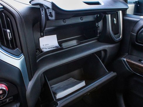 Used 2020 GMC Sierra 1500 Elevation w/ Elevation Value Package image 18