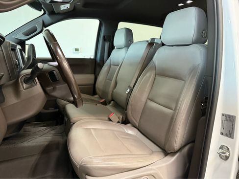 Used 2019 Chevrolet Silverado 1500 LTZ w/ Max Trailering Package AWD/4WD image 14