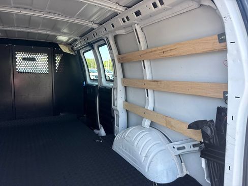 Used 2025 Chevrolet Express 2500 w/ Driver Convenience Package RWD image 14