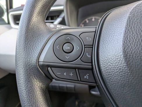 Used 2025 Toyota Corolla LE image 20