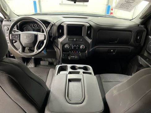 Used 2021 Chevrolet Silverado 1500 Custom Trail Boss w/ Midnight Edition AWD/4WD image 10