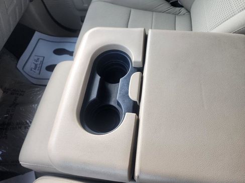 Used 2010 Ford F250 XLT image 17