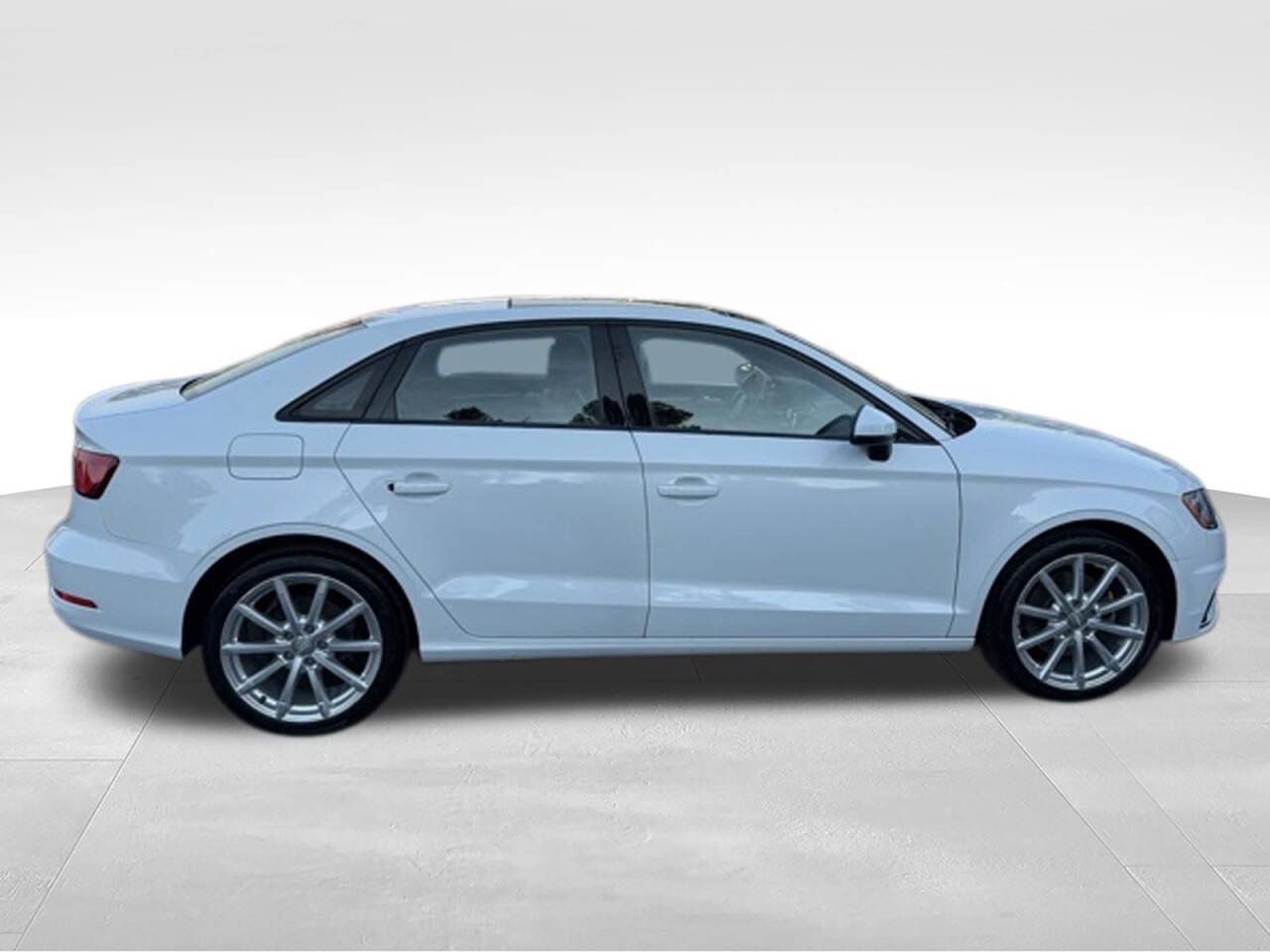 Used 2016 Audi A3 1.8T Premium FWD image 5