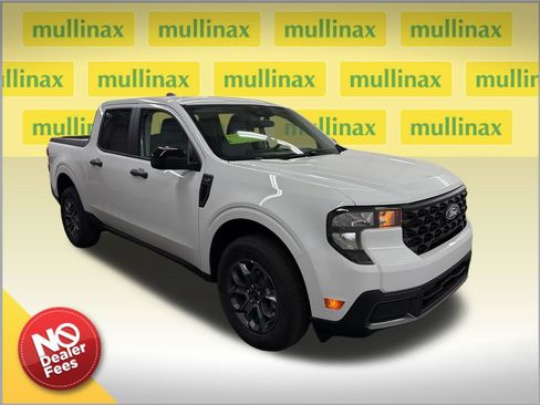 New 2026 Ford Maverick XLT image 1