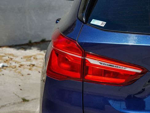 Used 2018 BMW X1 xDrive28i image 7