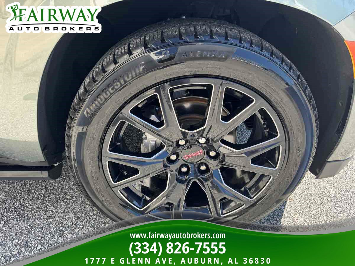 Used 2023 GMC Yukon XL Denali w/ Advanced Technology Package RWD image 38