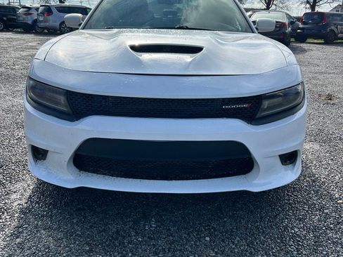 Used 2018 Dodge Charger SXT Plus w/ Beats Audio Group image 2