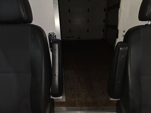 Used 2016 Freightliner Sprinter 3500 image 20