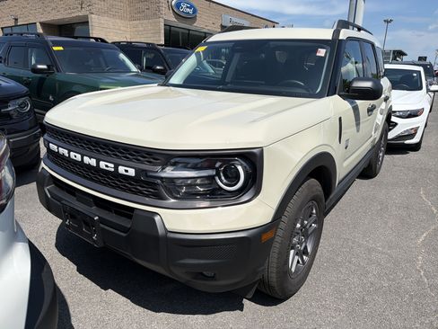 Used 2025 Ford Bronco Sport Big Bend w/ Convenience Package AWD/4WD image 3