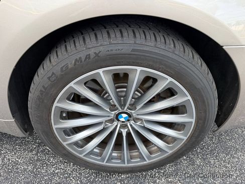 Used 2011 BMW 750i RWD image 82
