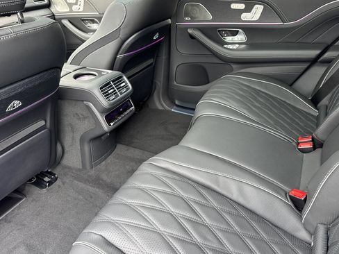New 2026 Mercedes-Benz Maybach GLS 600 4MATIC image 20