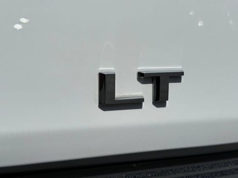 Used 2024 Chevrolet Tahoe LT RWD image 11