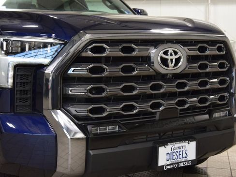 Used 2024 Toyota Tundra Platinum AWD/4WD image 11