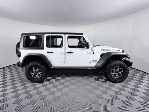 Used 2022 Jeep Wrangler Unlimited Rubicon w/ Steel Bumper Group image 8