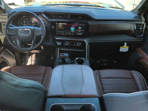 Used 2025 GMC Sierra 1500 Denali Ultimate image 14