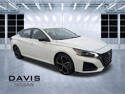 Used 2024 Nissan Altima 2.5 SR