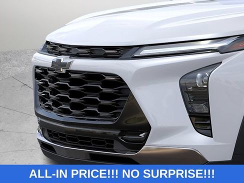New 2026 Chevrolet Trax ACTIV w/ Sunroof Package FWD image 23