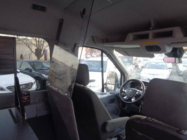 Used 2019 Ford Transit 150 XLT RWD image 28