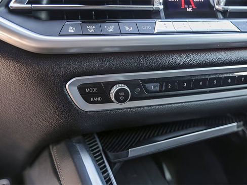 Used 2023 BMW X6 M50i w/ Executive Package image 19