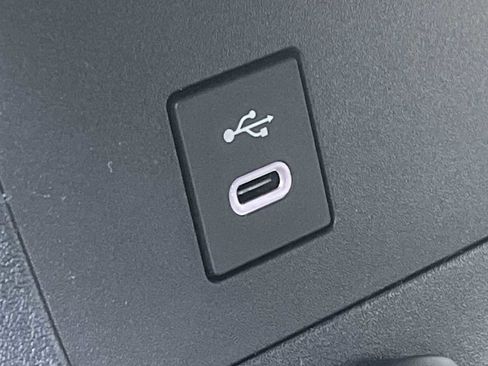 New 2026 Subaru Solterra image 21