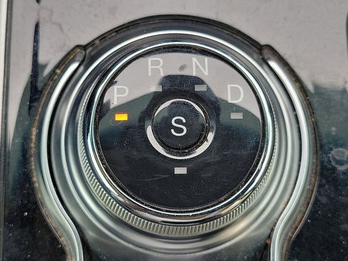 Used 2020 Ford Edge SEL w/ Convenience Package image 16