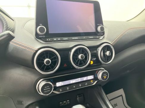 Used 2021 Nissan Sentra SR FWD image 10