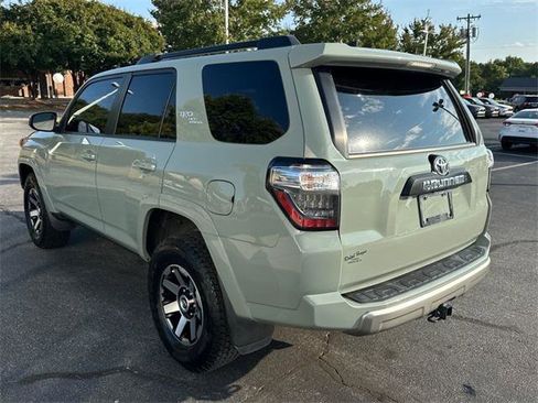 Certified 2023 Toyota 4Runner TRD Off-Road image 5