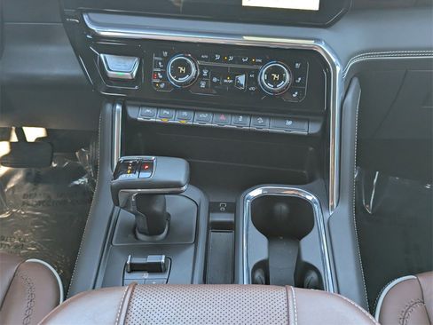 Used 2024 GMC Sierra 1500 Denali Ultimate image 13