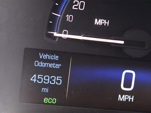 Used 2015 Cadillac SRX Luxury w/ Driver Awareness Package image 19