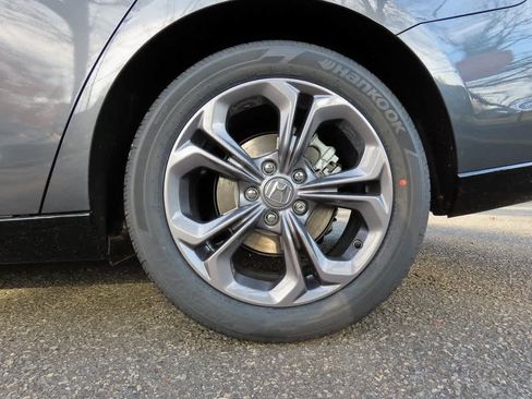 New 2025 Honda Accord EX-L image 9