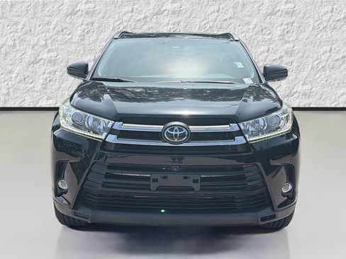 Used 2019 Toyota Highlander Limited Platinum AWD/4WD image 8
