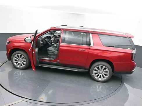 New 2026 Chevrolet Suburban Premier image 68