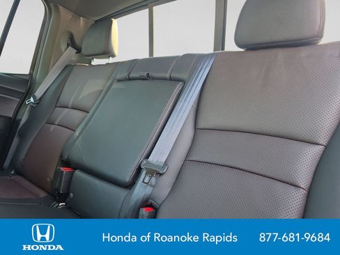 Used 2025 Honda Ridgeline Black Edition image 16