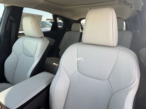 New 2026 Lexus RX 350 RX 350h Premium+ image 18