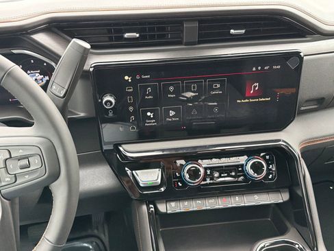New 2026 GMC Sierra 2500 AT4 w/ AT4 Premium Plus Package AWD/4WD image 25